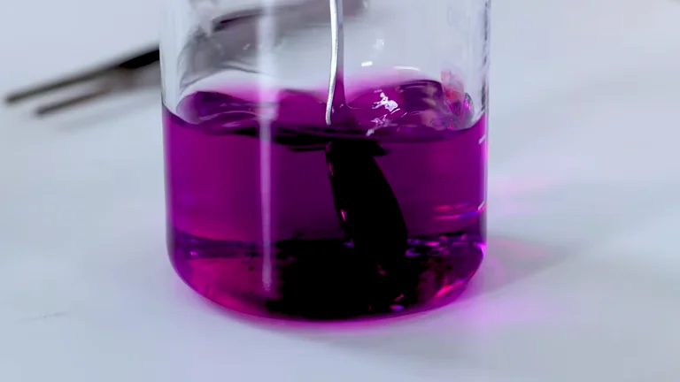 குவியல் கசிவு தங்க பிரித்தெடுக்கும் செயல்பாட்டில் பொட்டாசியம் பெர்மாங்கனேட்டின் பங்கு