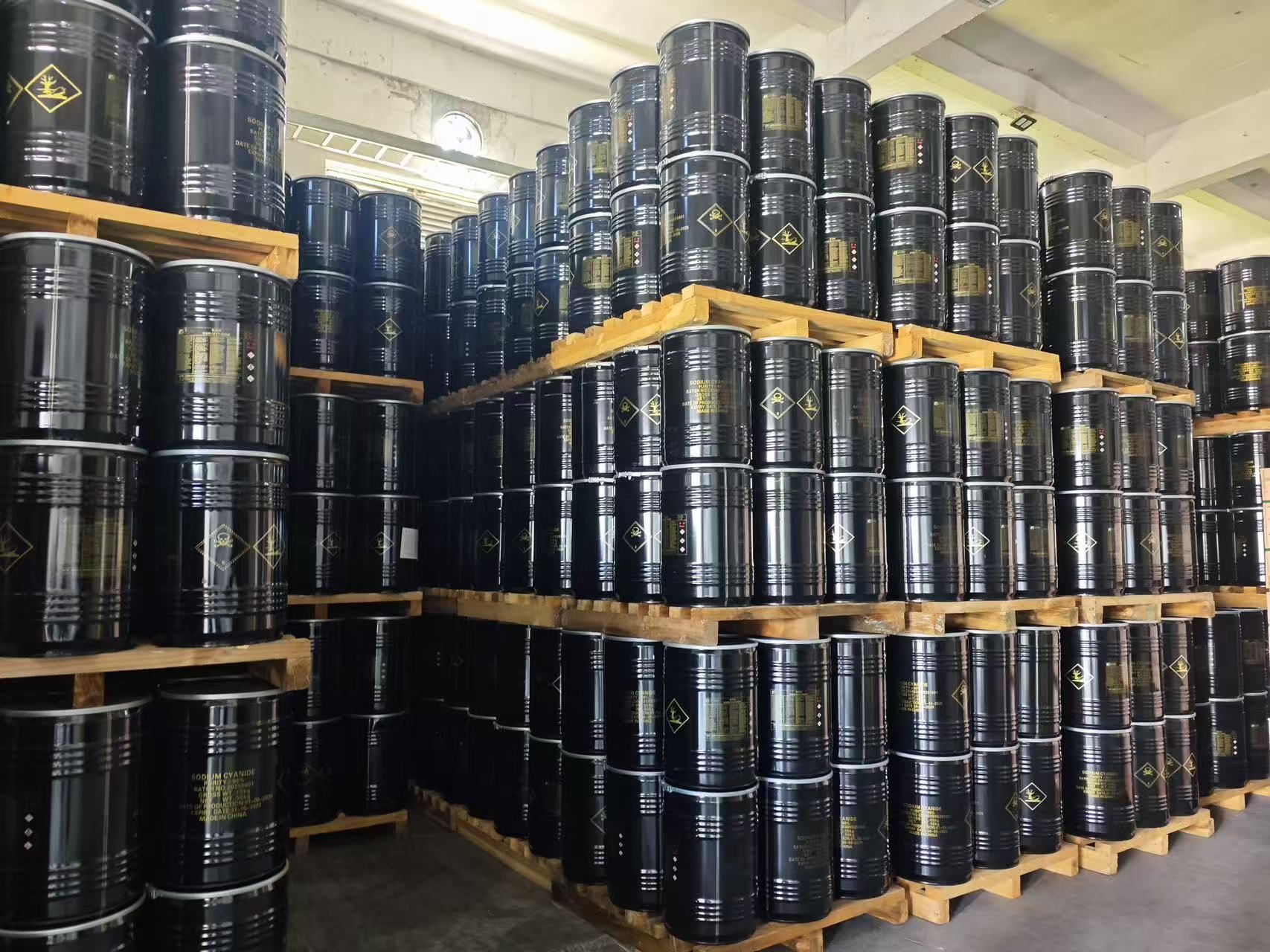 United Chemicals NaCN – Глабальныя пастаўкі і рэагаванне на аварыі з цыянідам натрыю (NaCN)