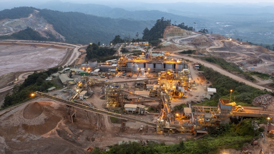 Optimizing Gold Extraction in Congo (Rep): Premium AuCyan™ NaCN, AuCarb™ & AuLeach™ Solutions