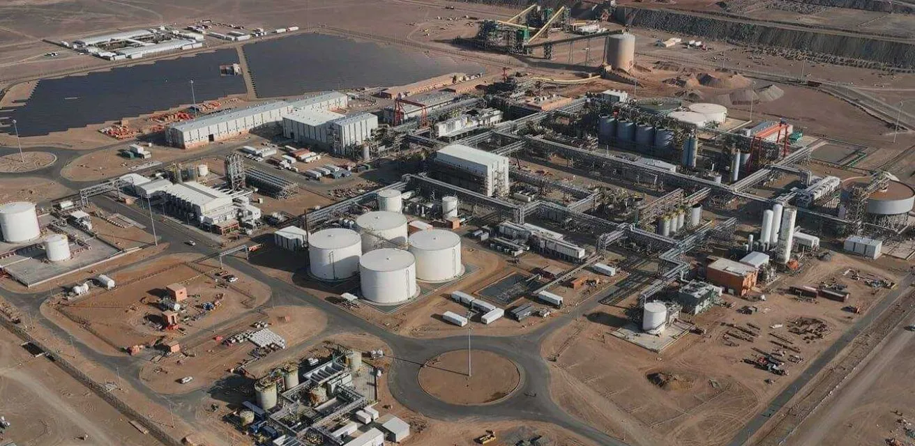 Advanced Gold Extraction Chemicals for Saudi Arabia: Revolutionizing Desert Metallurgy & ESG Compliance gold metallurgy solutions saline groundwater cyanidation Arabian-Nubian Shield VMS ores AuCyan high purity NaCN AuCarb 99 hardness carbon AuLeach green mining Jeddah dangerous goods transport Ma'aden chemicals desert heat chemical stability drop-in cyanide substitute. No. 1picture